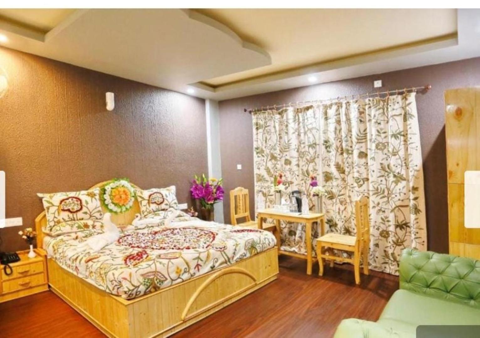 Hotel Shefaf Durgjan Zewnętrze zdjęcie