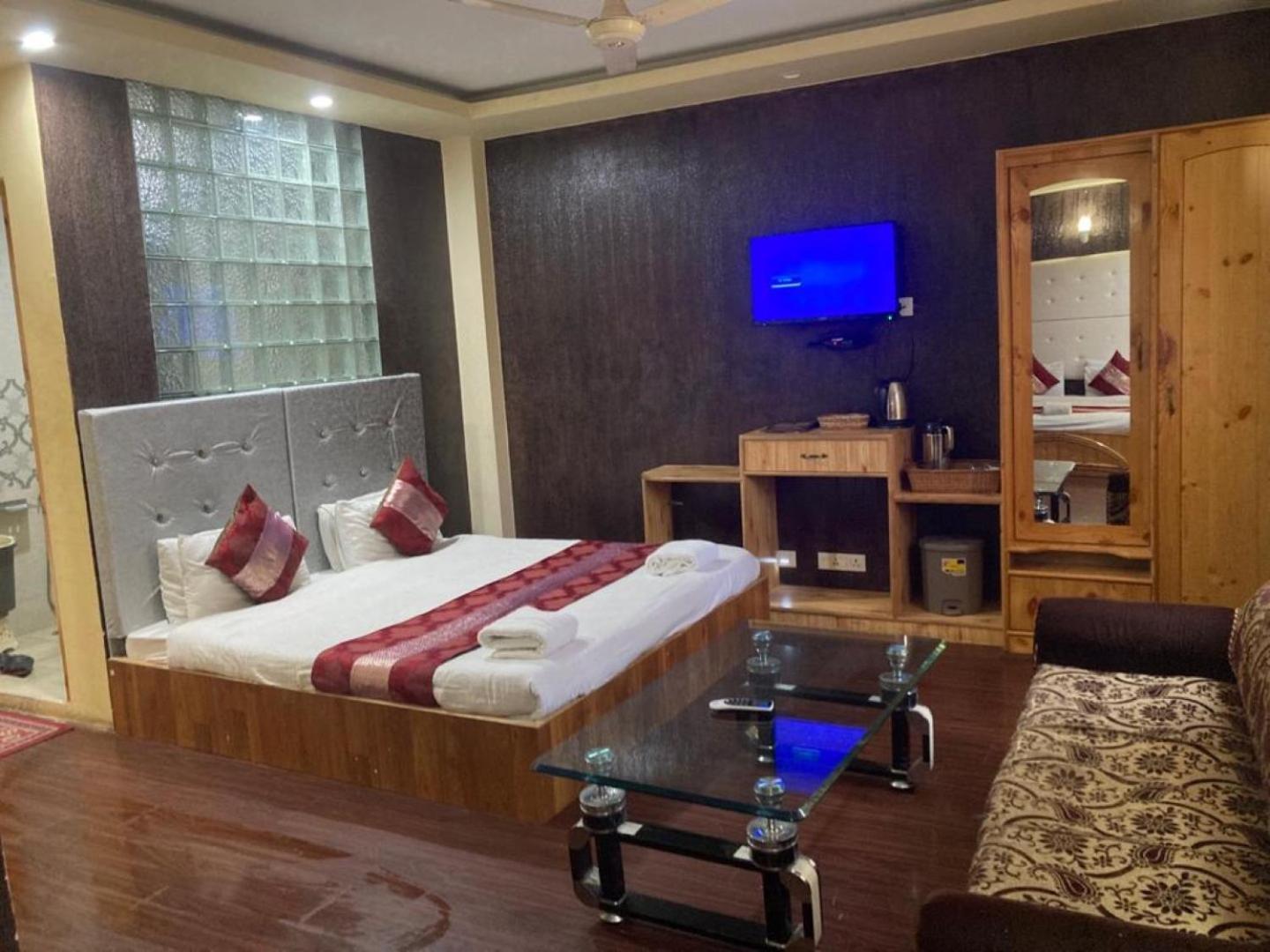 Hotel Shefaf Durgjan Zewnętrze zdjęcie