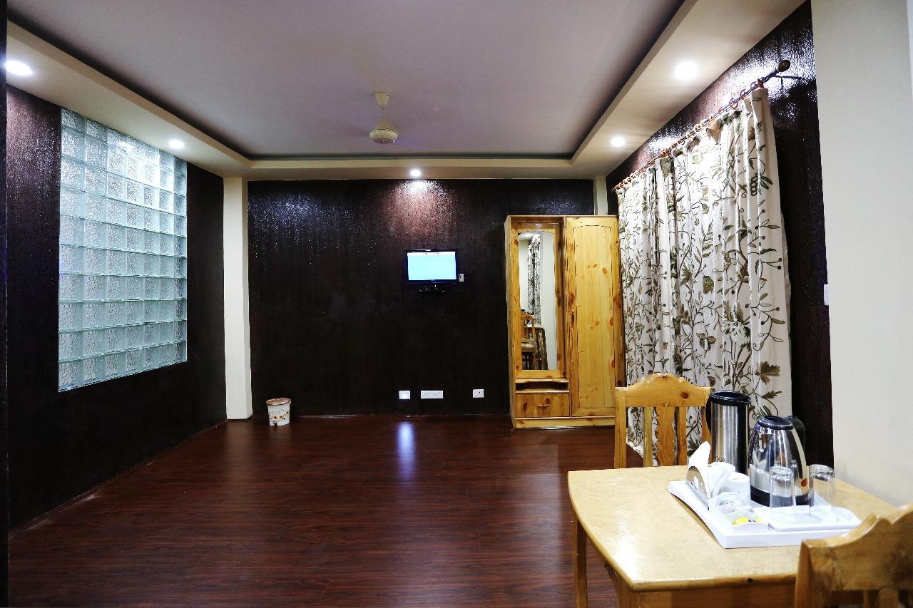 Hotel Shefaf Durgjan Zewnętrze zdjęcie